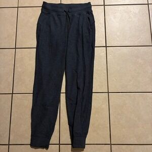 Lululemon Women's Size 9 Blue Jogger Pants Athleisure